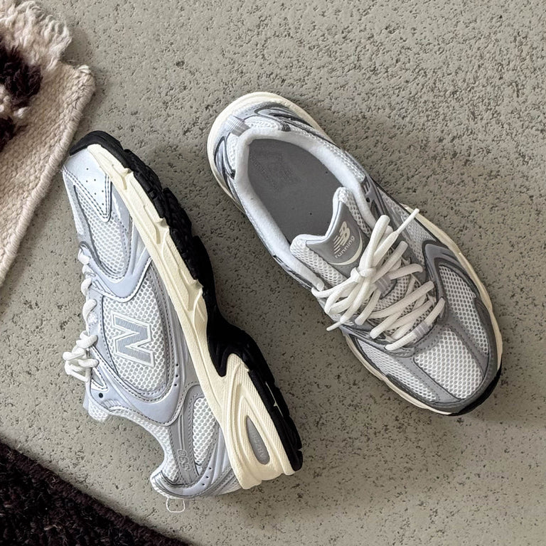 New Balance U530SEA onfeet