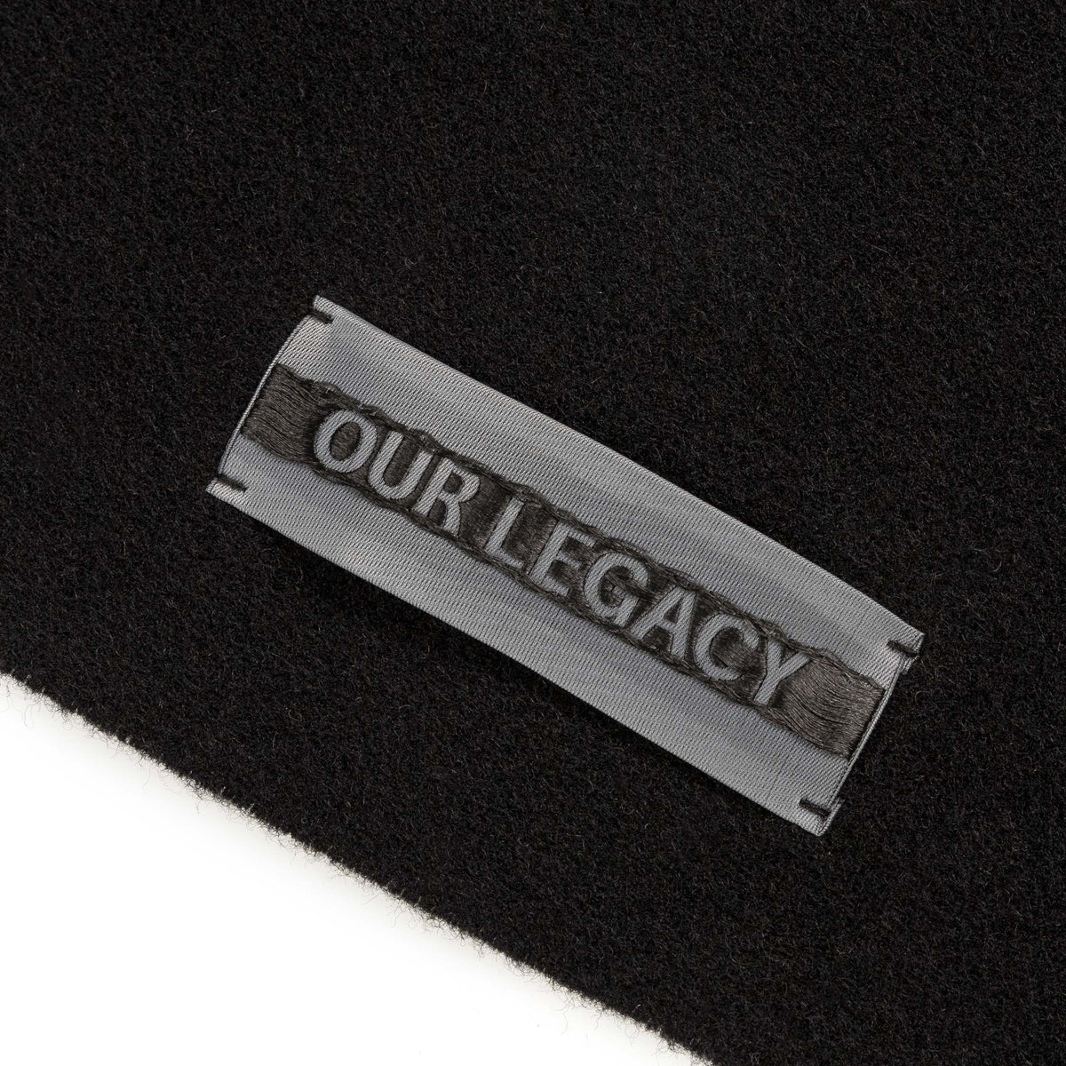 Our Legacy Estate Scarf | Accessoires » Buy online now! Our Legacy Estate Scarf | Accessoires » Buy online now!