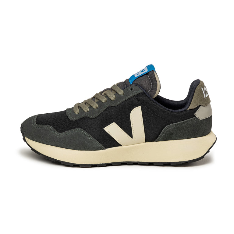Veja Paulistana - 44 / Black / Pierre