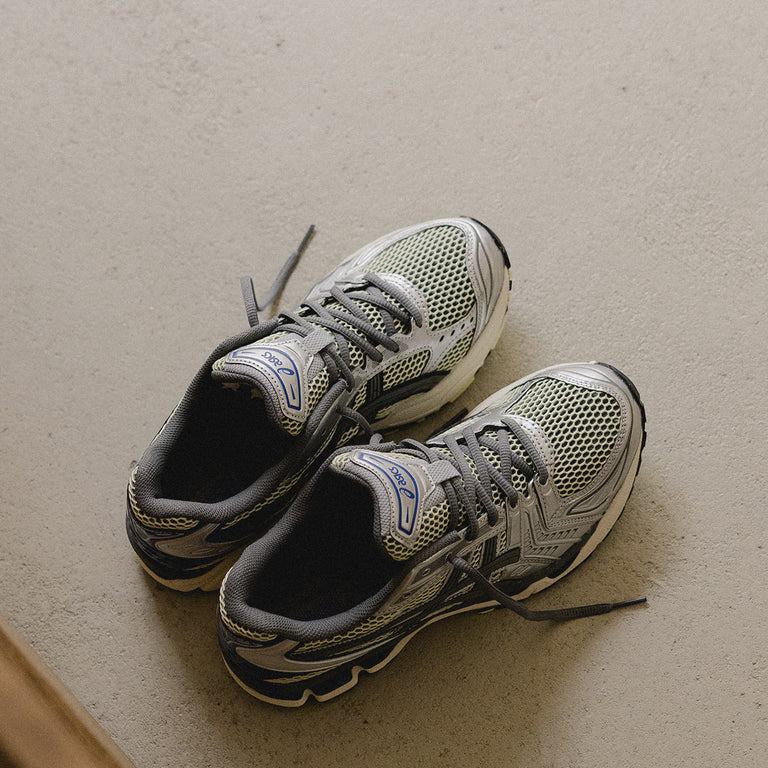 Asics GEL-Kayano 14 onfeet