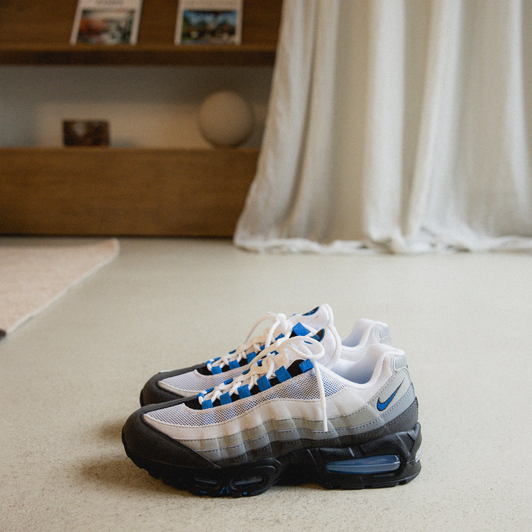 Nike Air Max 95 *Big Bubble* *Blue Spark* onfeet