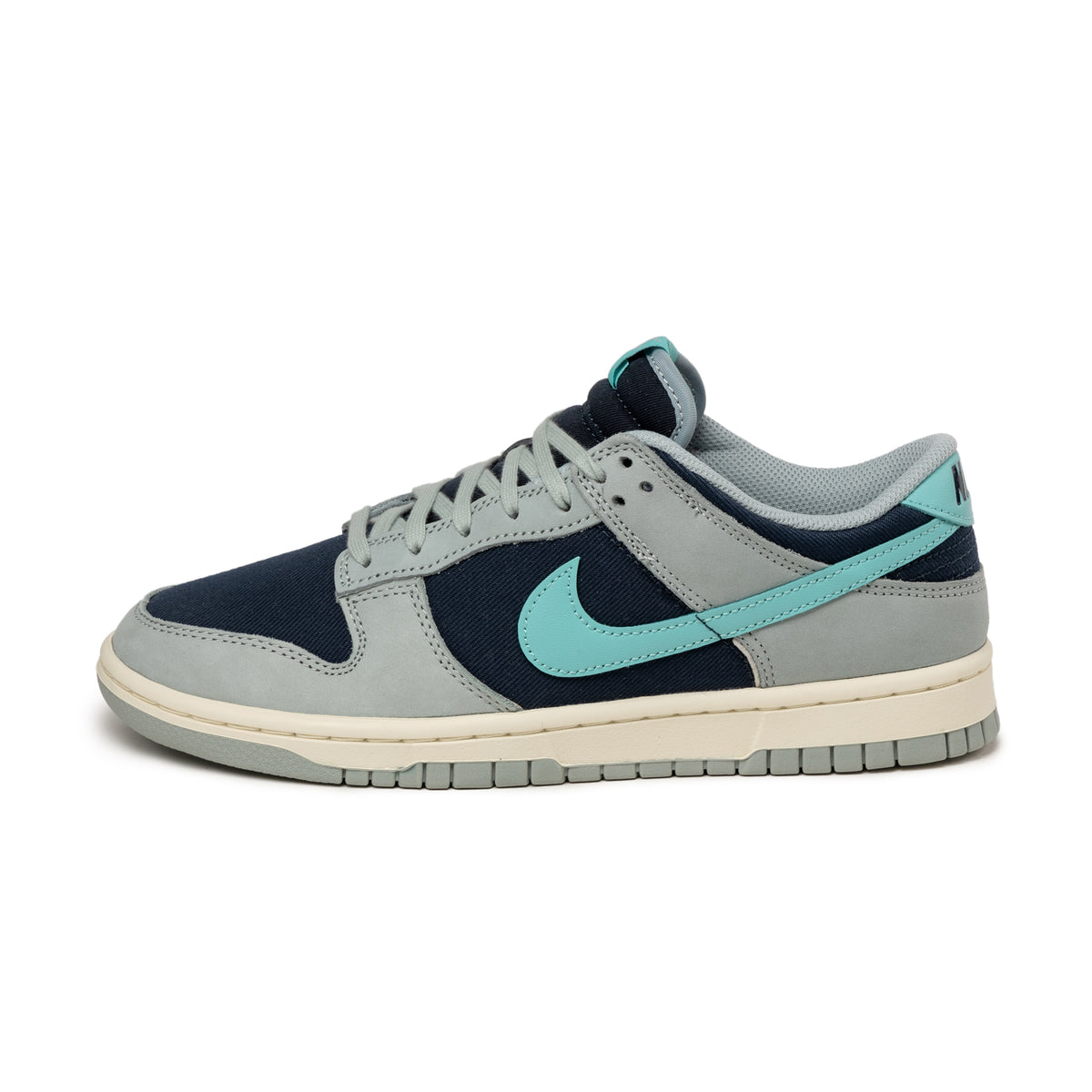Nike Dunk Low Retro PRM Sneaker » Buy online now!
