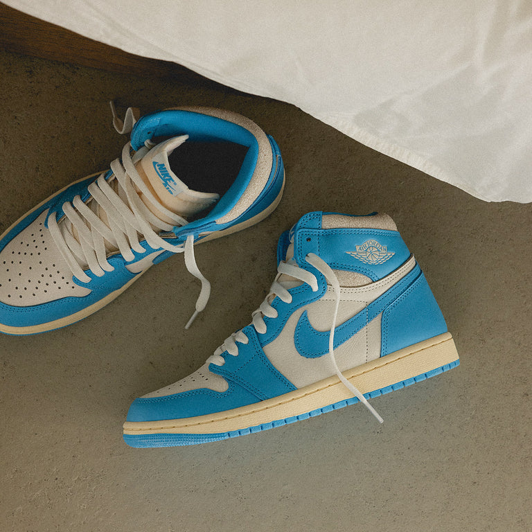 Nike Air Jordan 1 Retro High OG *UNC Reimagined* onfeet