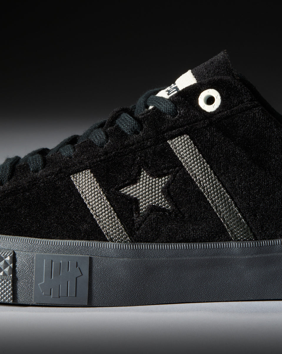 Undefeated x converse one star 2025