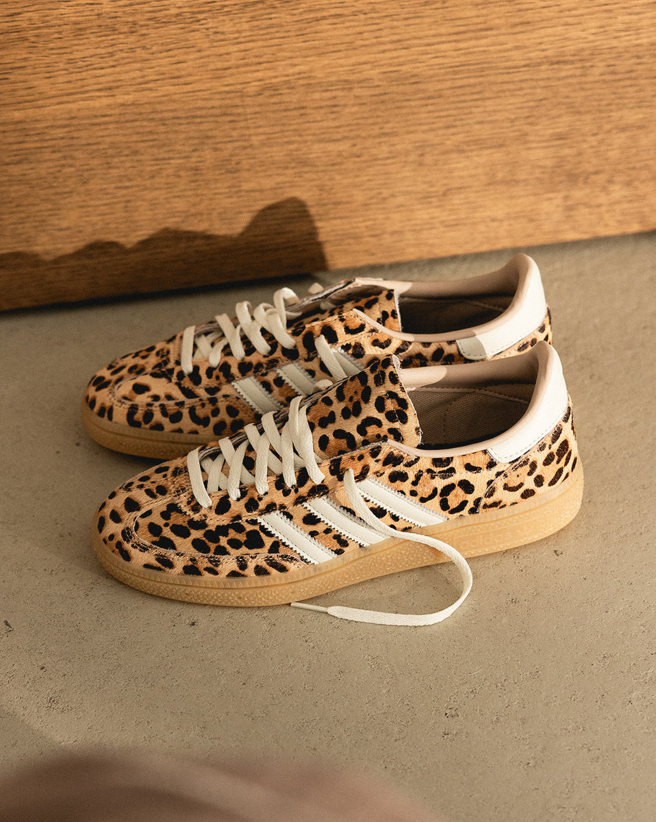 Adidas Handball Spezial W *Leo* Sneaker » Buy online now!