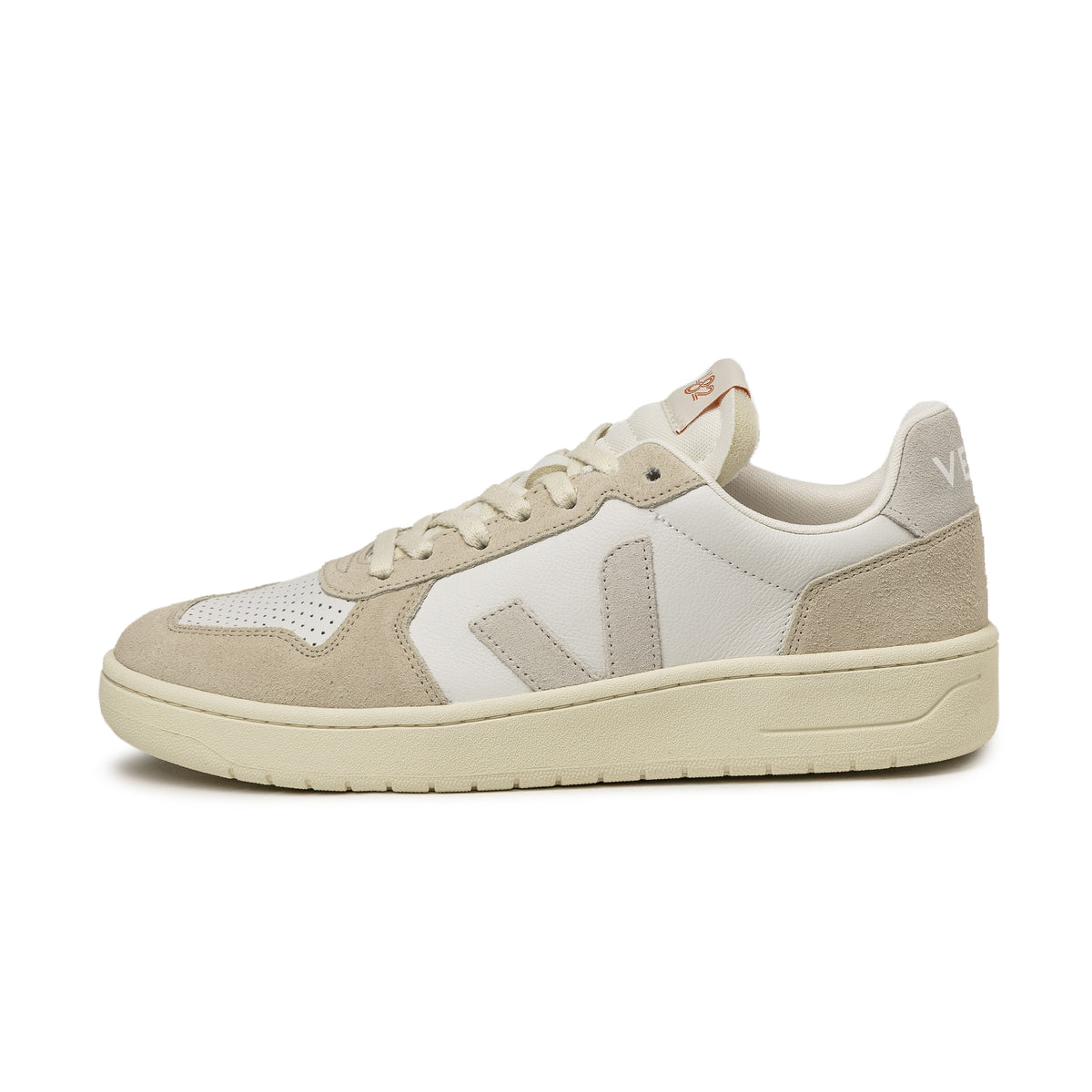 VEJA V-82 Leather Sneaker » Buy online now!