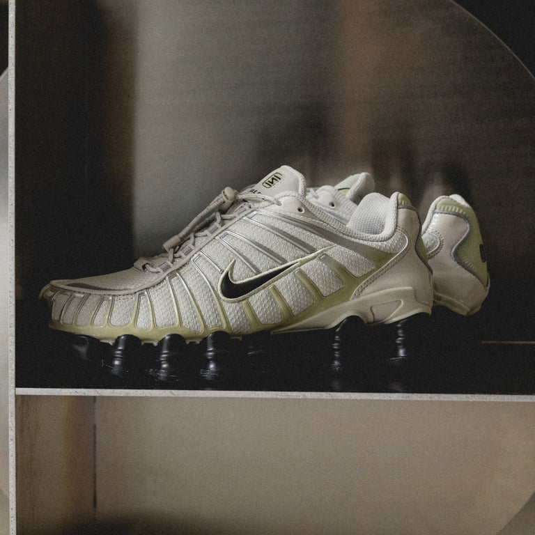 Nike Wmns Shox TL
