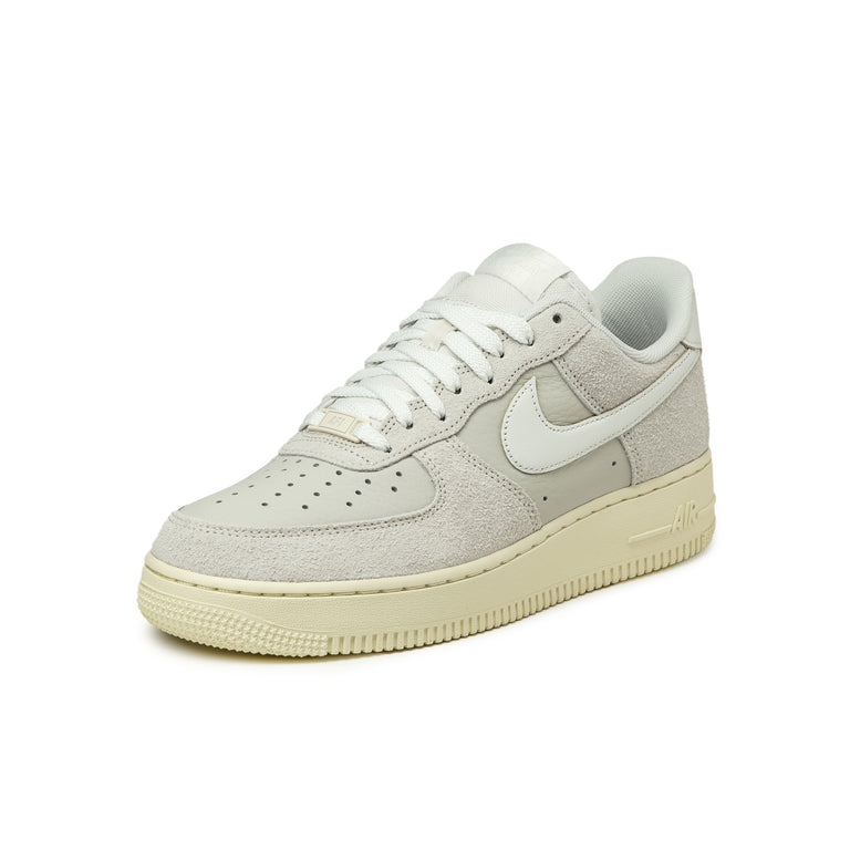 Nike Air Force 1 '07 LX