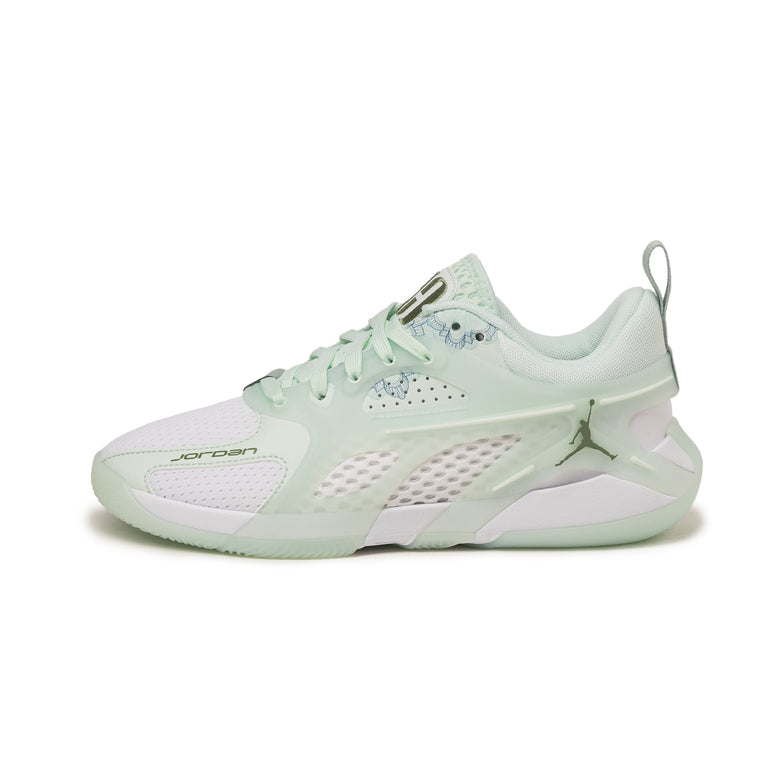 Nike Wmns Jordan Heir Series *Abundance* - 48.5 / White / Oil Green / Barely Green / Seafoam
