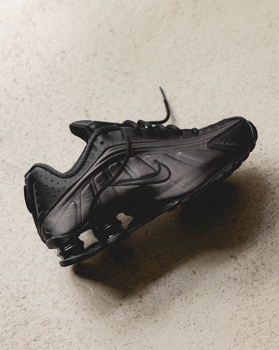 R4 Black Shox R4 2019 Sepatu Nike Shox R4 Black Silver