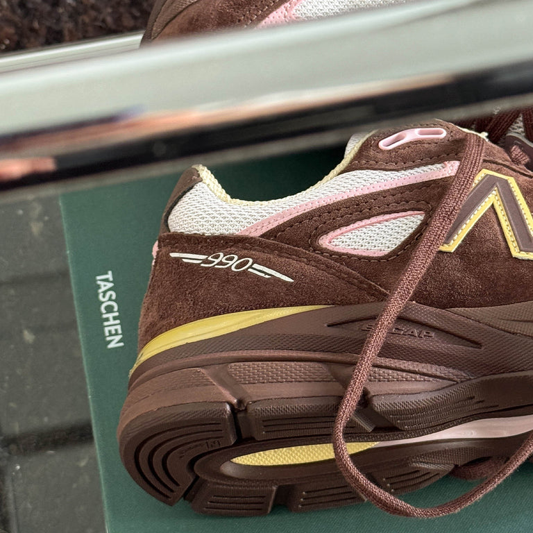 New Balance 990 v4 *Made in USA* onfeet