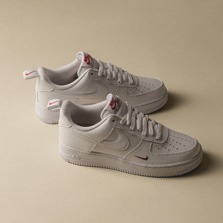 Nike Air Force 1 '07 onfeet