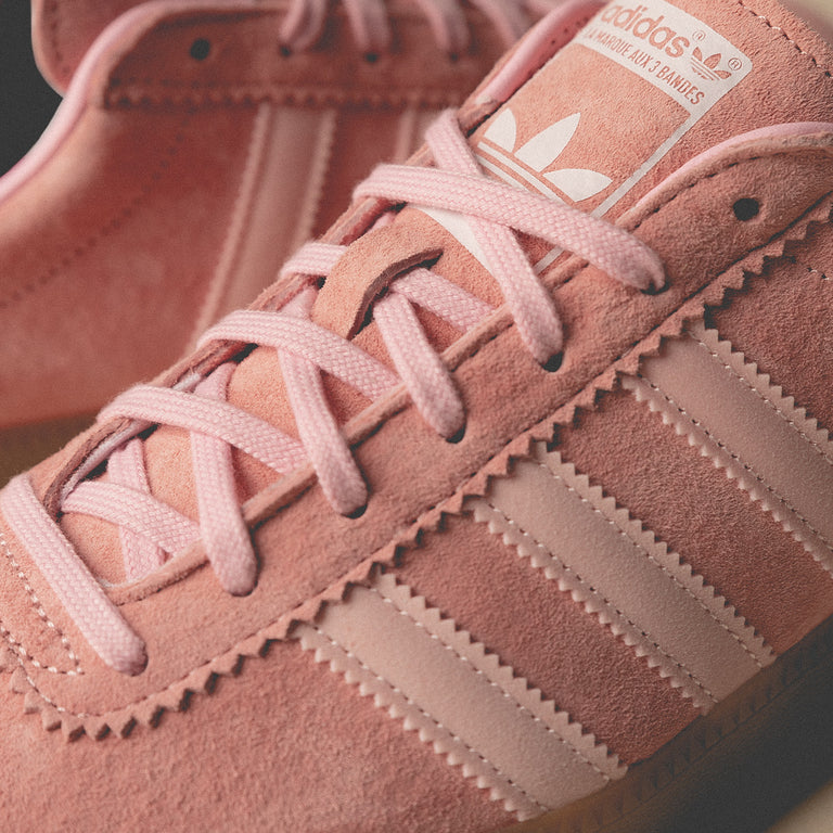Adidas Bermuda onfeet