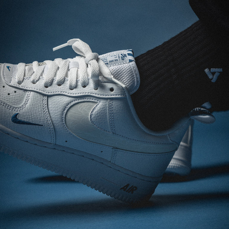 Air Force 1 '07 LV8 'Reflective Swoosh - White Dark Marina Blue