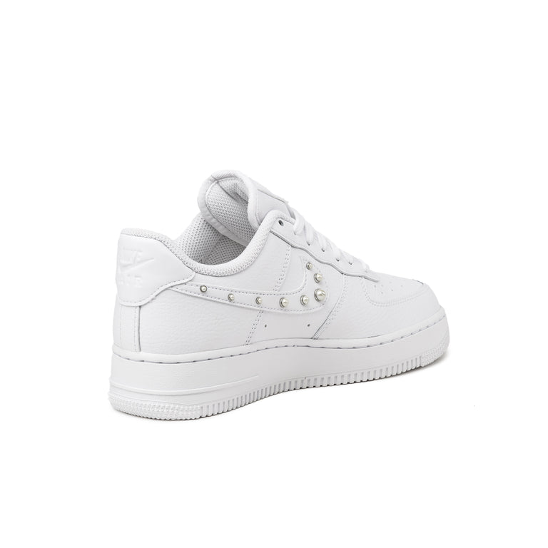 Nike Wmns Air Force 1 '07 *Pearlized* - 36 / White / White / Metallic Silver - 3