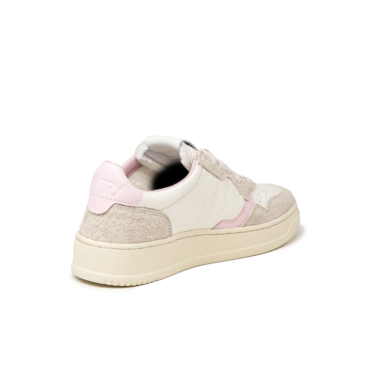 Autry Medalist W *Elephant Texture / Suede*