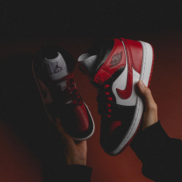 Nike Wmns Air Jordan 1 Mid *Bred Toe* – buy now at