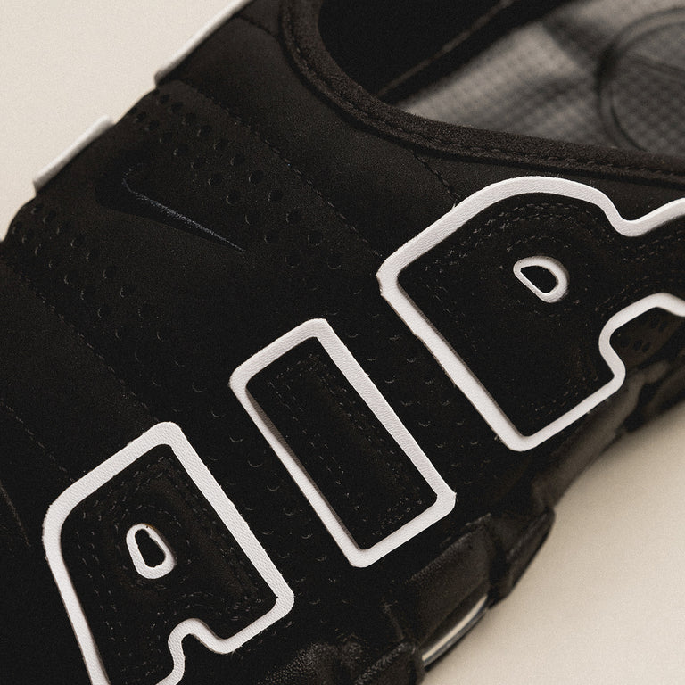 Nike Air More Uptempo Slide onfeet