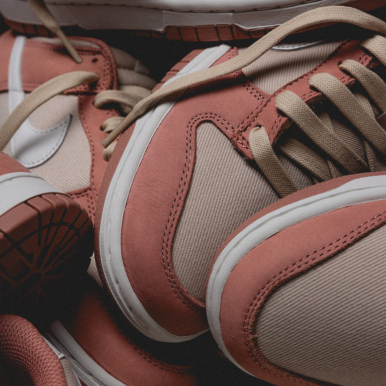 Nike Dunk Low Retro Premium *Red Stardust* onfeet