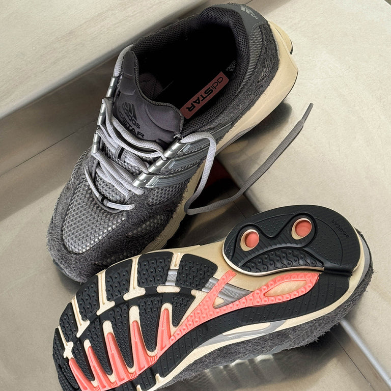 Adidas Adistar Moulded onfeet