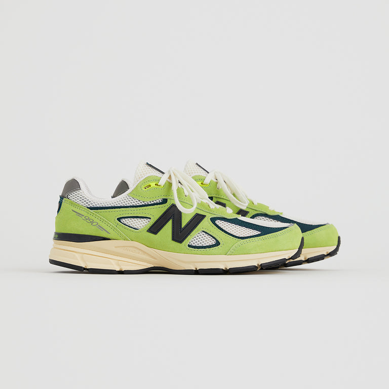 New Balance U990NB4 *Made in USA* onfeet