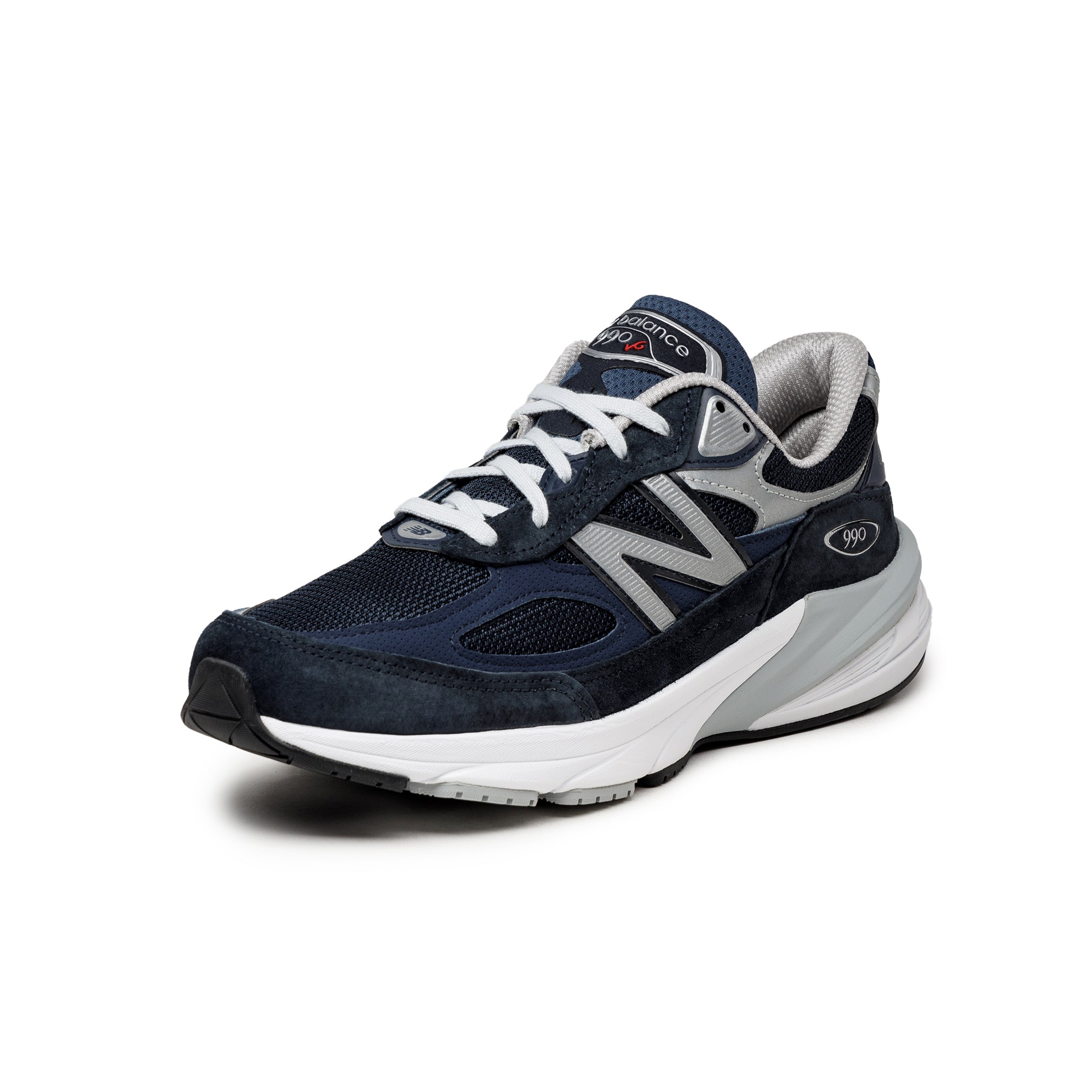 New Balance M990NV6 *Made in USA* – buy now at Asphaltgold Online Store!