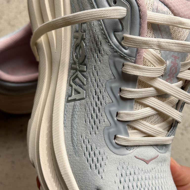 Hoka Bondi 9 W GLM onfeet