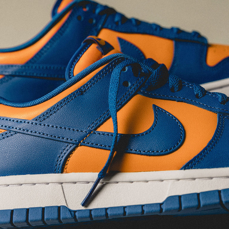 Nike Dunk Low Retro *Knicks* onfeet