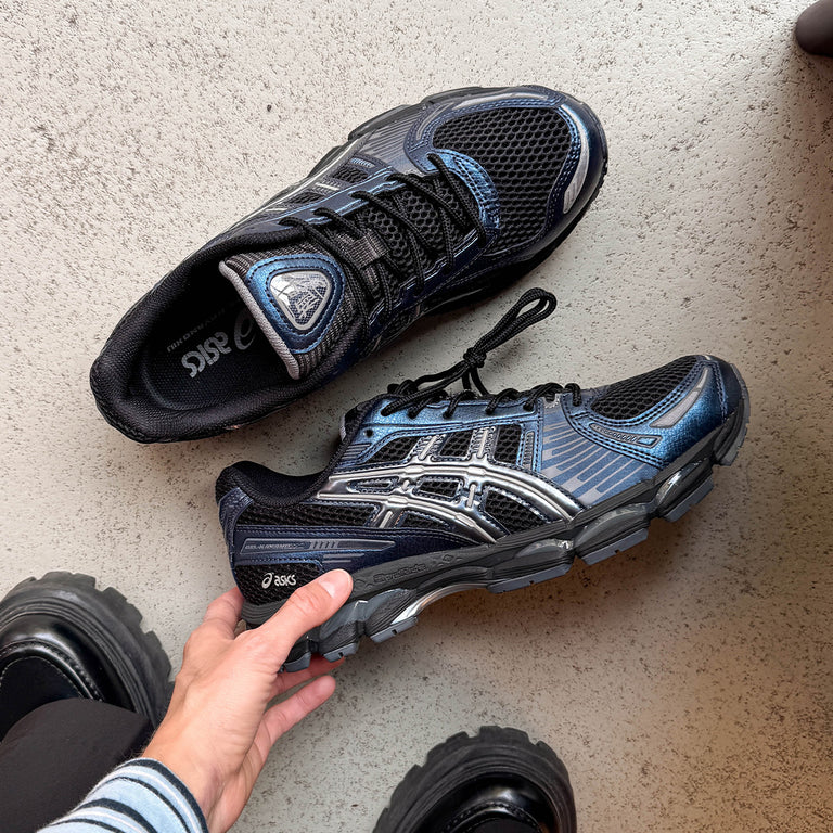 Asics GEL-Kayano 12.1 onfeet