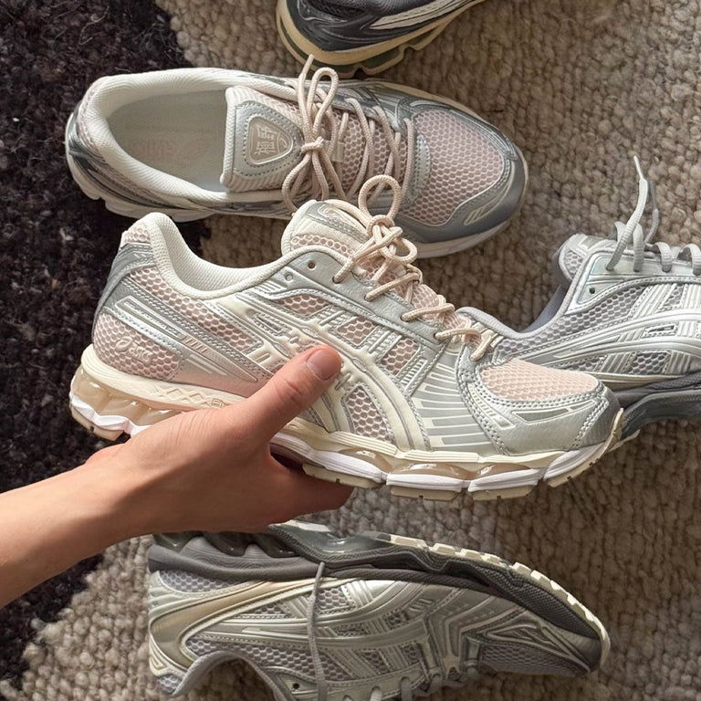 Asics Sneakers