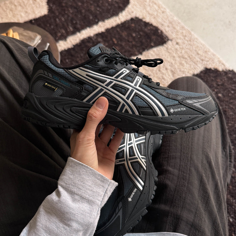 Asics GEL-Ventx GTX onfeet