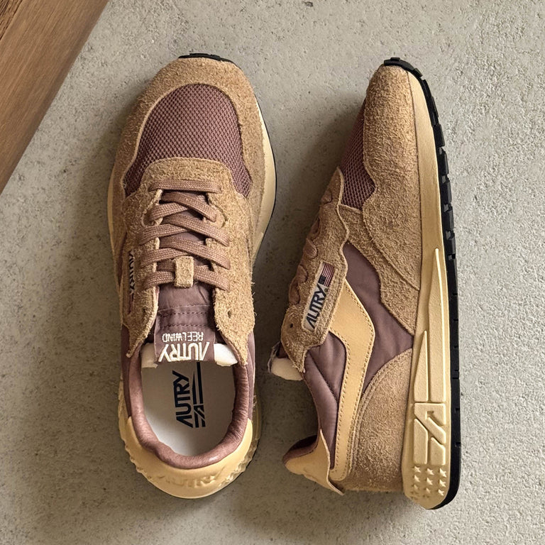 Autry Reelwind Low *Suede / Net* onfeet