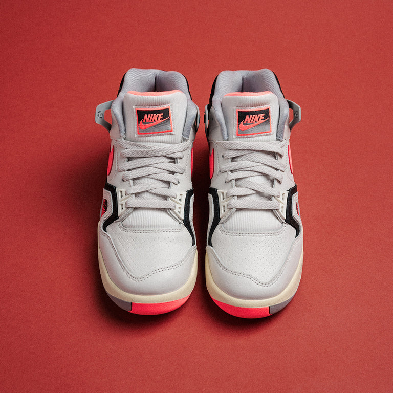 Nike Air Tech Challenge 2 onfeet