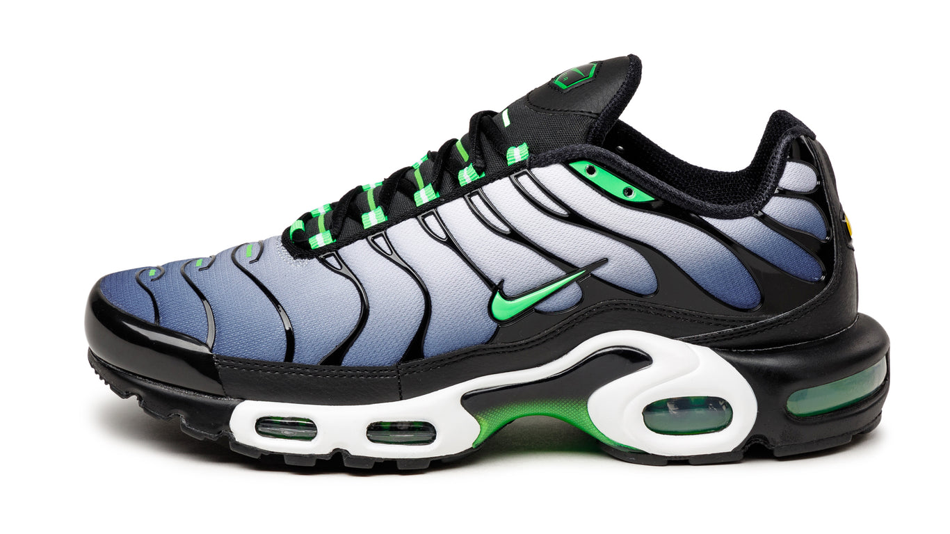 Black and white nike air max tn clearance