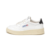 ★関税込み★ AUTRY WHITE SNEAKERS Autry Medalist Mid W *Goat* Sneaker » Buy online now!