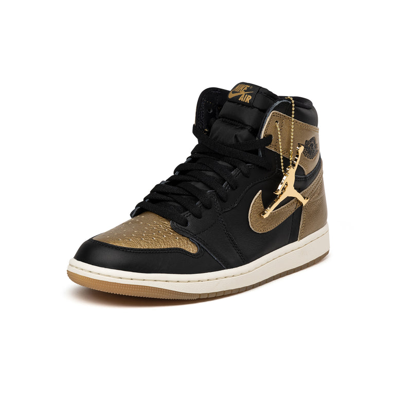Nike Air Jordan 1 Retro High OG *Black and Gold*