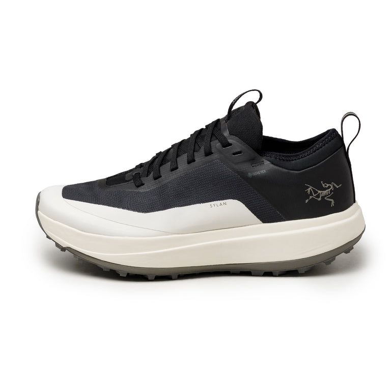 Arcteryx Sylan GTX onfeet