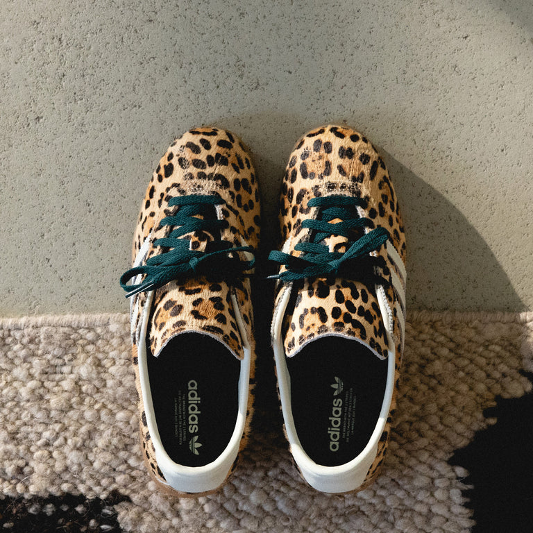 Adidas Gazelle Lo Pro W *Leo* onfeet