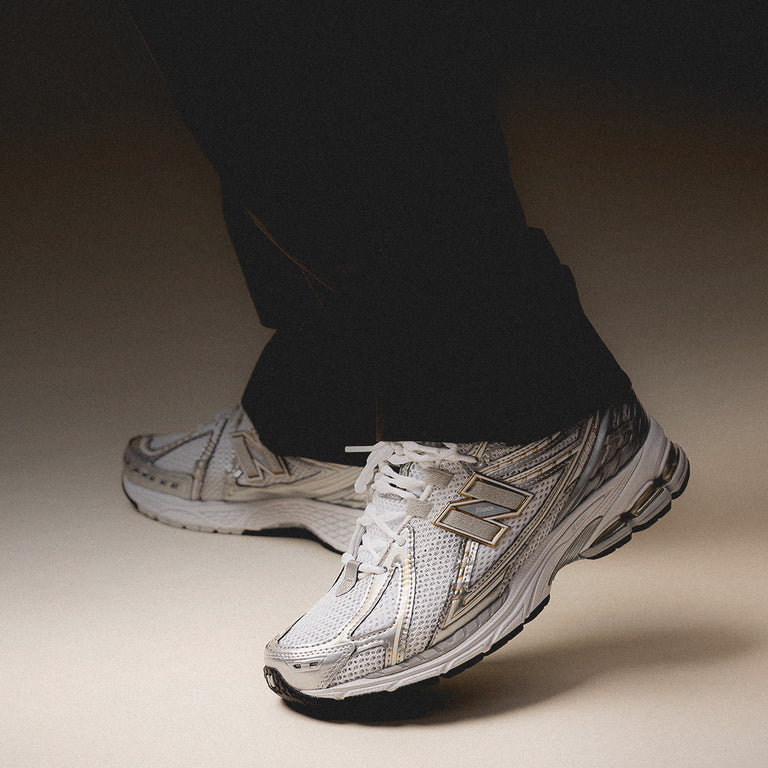 New Balance M1906RI onfeet