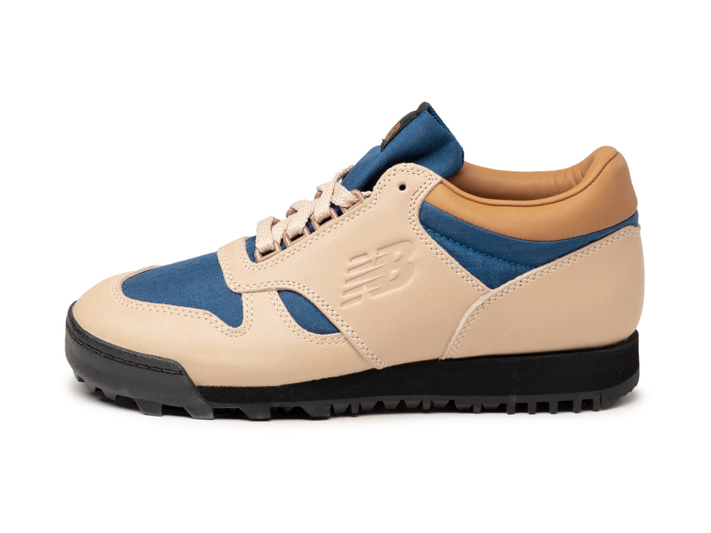 New Balance Rainier