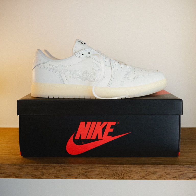 Nike Air Jordan 1 Retro Low OG *Floral Swoosh* onfeet