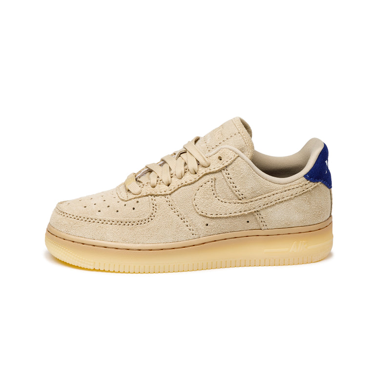 Nike Wmns Air Force 1 '07 LV8 – buy now at Asphaltgold Online Store!