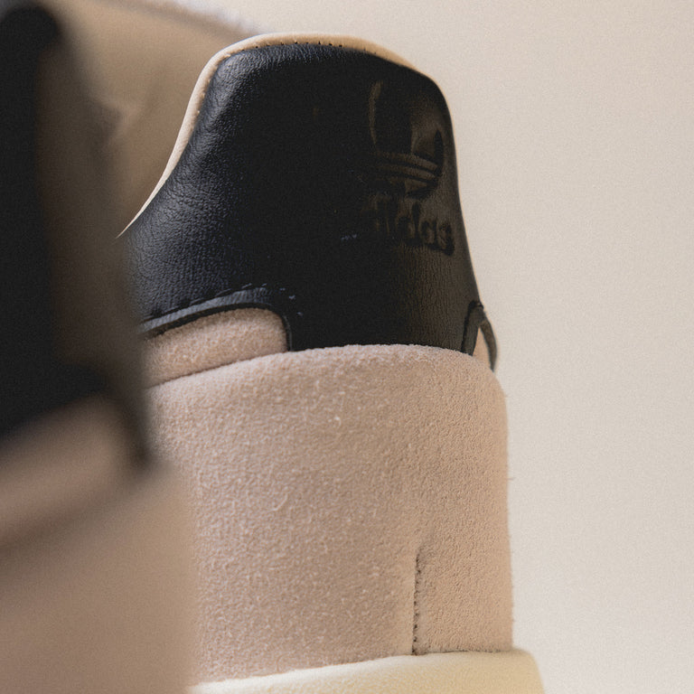Adidas LA Trainer Lux onfeet