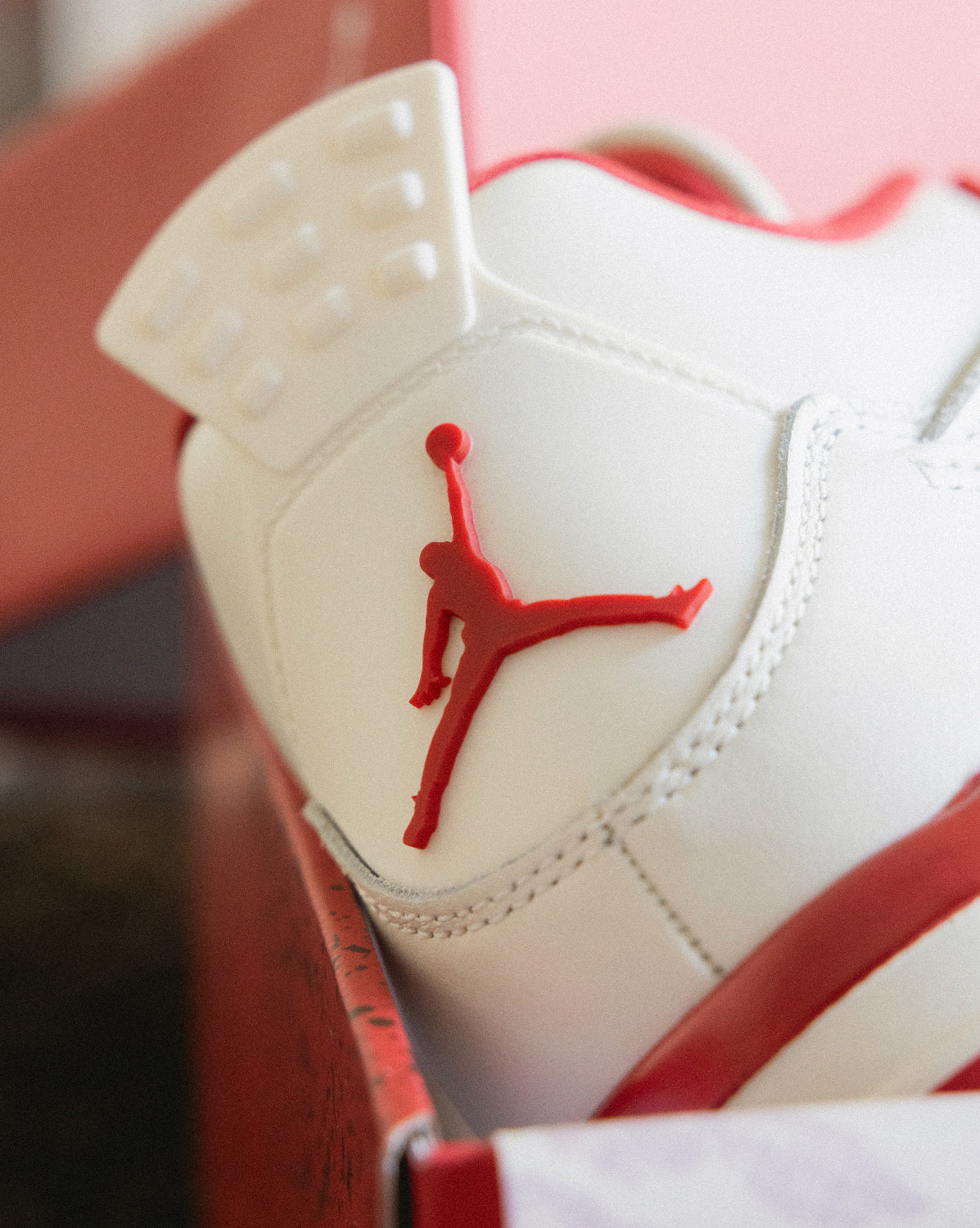 Nike Wmns Air Jordan 4 Retro *Valentine's Day* sneakers » bestel