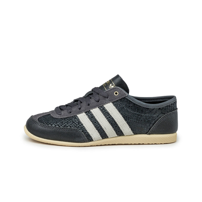 Exclusive Adidas sneakers - buy online now at Asphaltgold! Exclusive Adidas sneakers - buy online now at Asphaltgold!