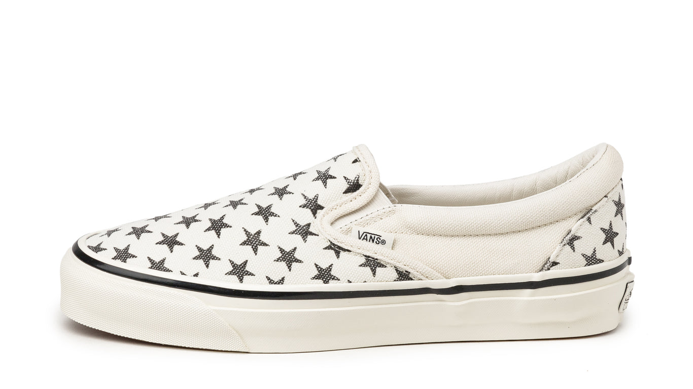 Vans Classic Slip-On *Stars* Sneaker » Buy online now!