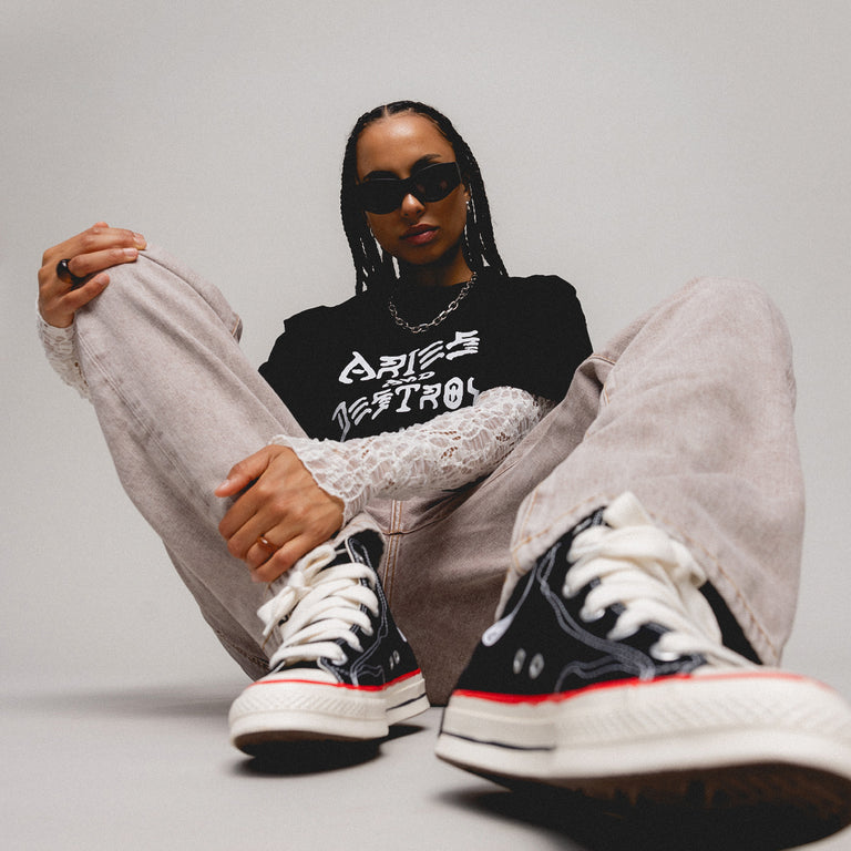ERL Bro Sunglasses onfeet