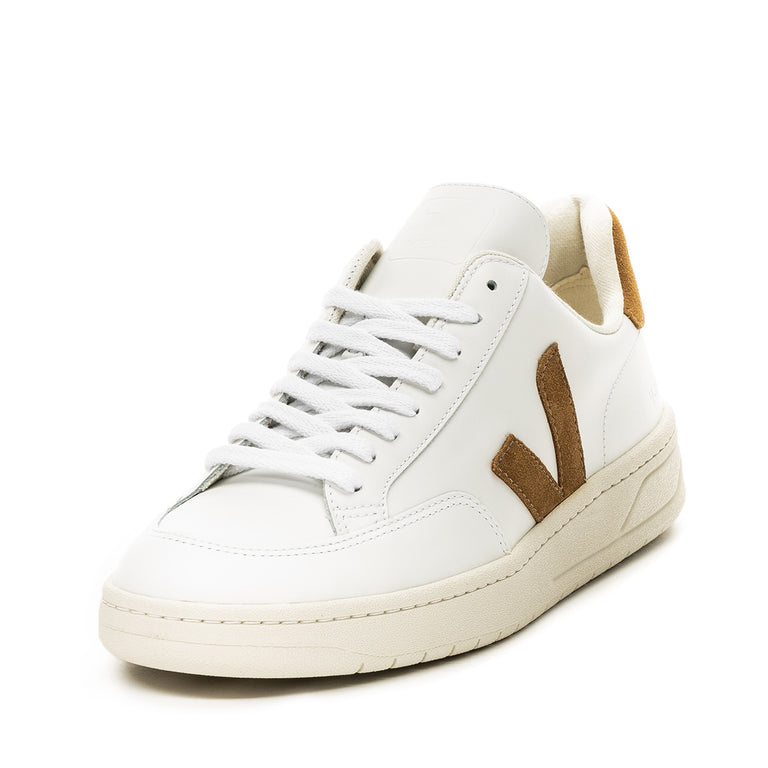 Veja V-12 Leather