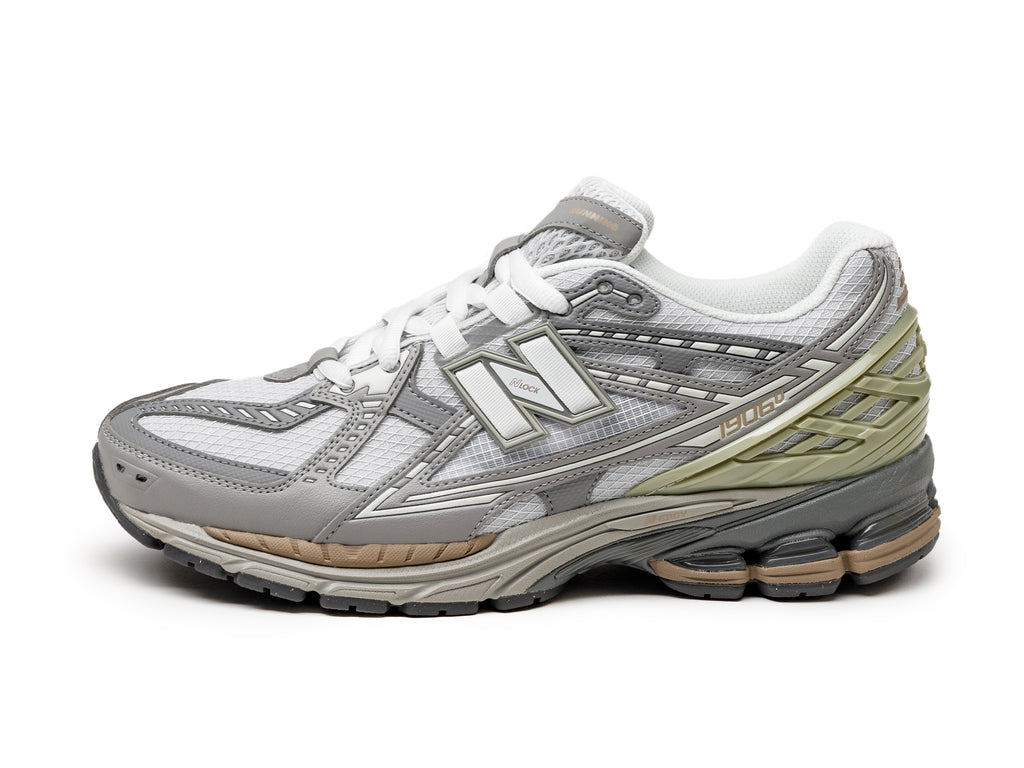 New balance 749 country walker mens online
