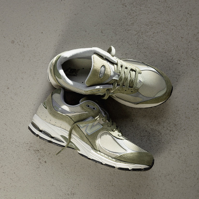 New Balance U2002RCA onfeet